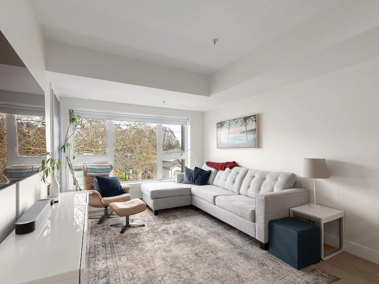 305-2666 Duke Street, Vancouver, BC, V5R 4S9 - 8