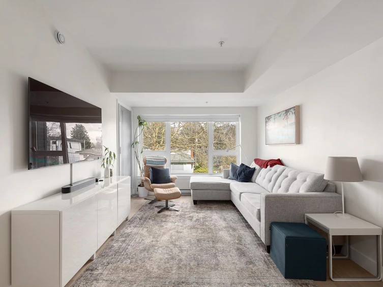 305-2666 Duke Street, Vancouver, BC, V5R 4S9 - 9