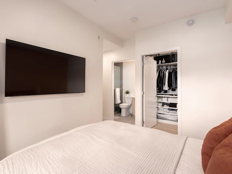 305-2666 Duke Street, Vancouver, BC, V5R 4S9 - 16