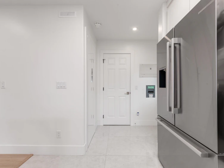 103-1334 Charland Avenue, Coquitlam, BC, V3K 3L3 - 13