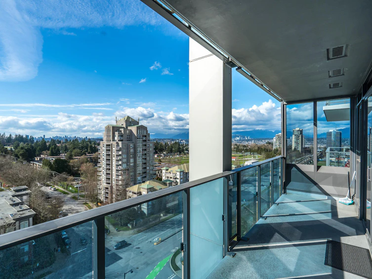 1301-13428 105 Avenue, Surrey, BC, V3T 0S6 - 29
