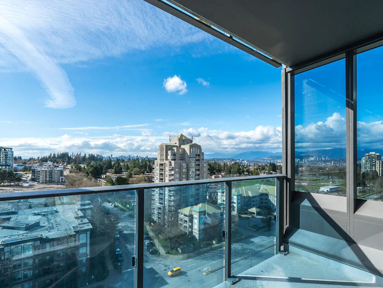 1301-13428 105 Avenue, Surrey, BC, V3T 0S6 - 21