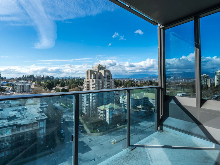 1301-13428 105 Avenue, Surrey, BC, V3T 0S6 - 28