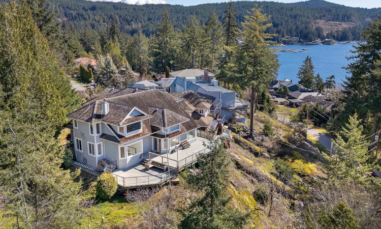 9219 Regal Road