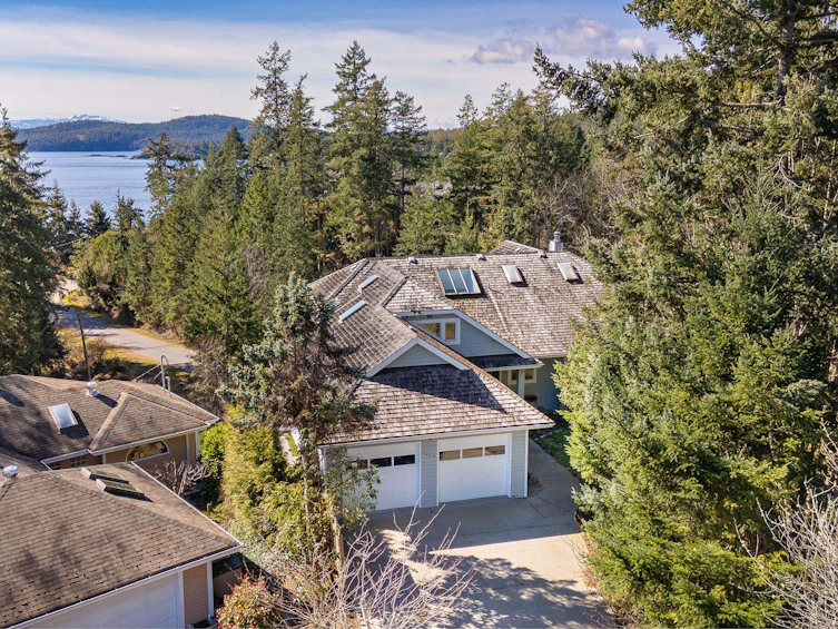 9219 Regal Road, Halfmoon Bay, BC, V0N 1Y2 - 3