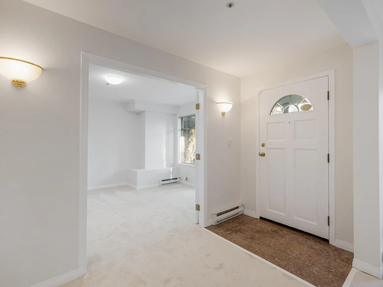 2723 W 1st Avenue, Vancouver, BC, V6K 1H2 - 15