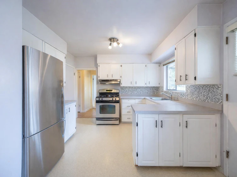 7620 Formby Street, Burnaby, BC, V5E 2G2 - 3