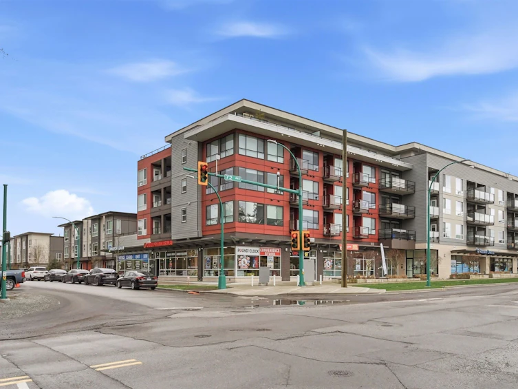 305-18811 72 Avenue, Surrey, BC, V4N 1M9