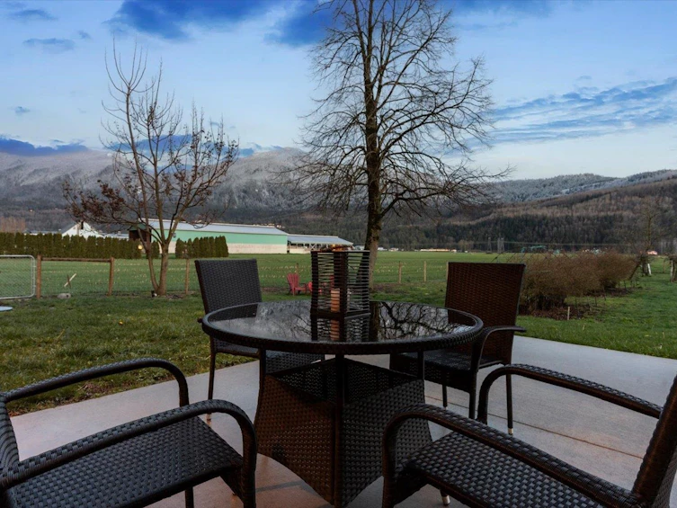 49176 Prairie Central Road, Chilliwack, BC, V2P 6H3 - 32