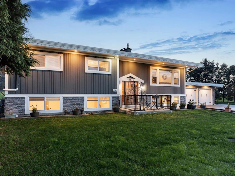 49176 Prairie Central Road, Chilliwack, BC, V2P 6H3 - 3