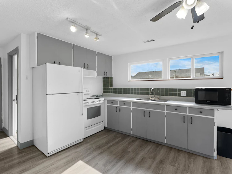 777 Huntington Drive, Kamloops, BC, V2B 6G3 - 22