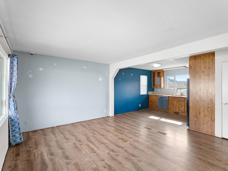 777 Huntington Drive, Kamloops, BC, V2B 6G3 - 4