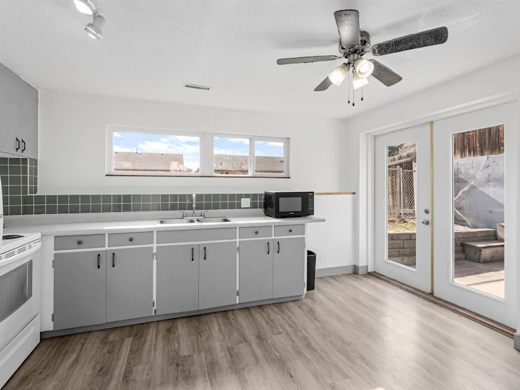 777 Huntington Drive, Kamloops, BC, V2B 6G3 - 20