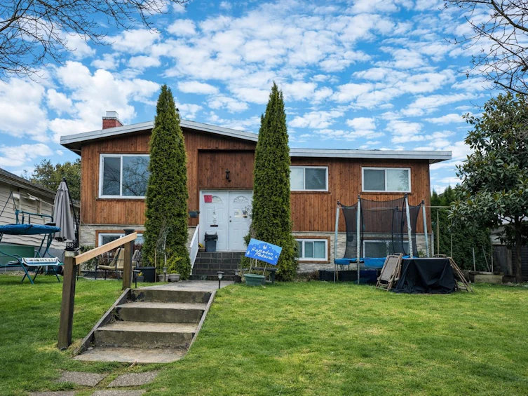 6710 St Charles Place, Burnaby, BC, V5H 3V9