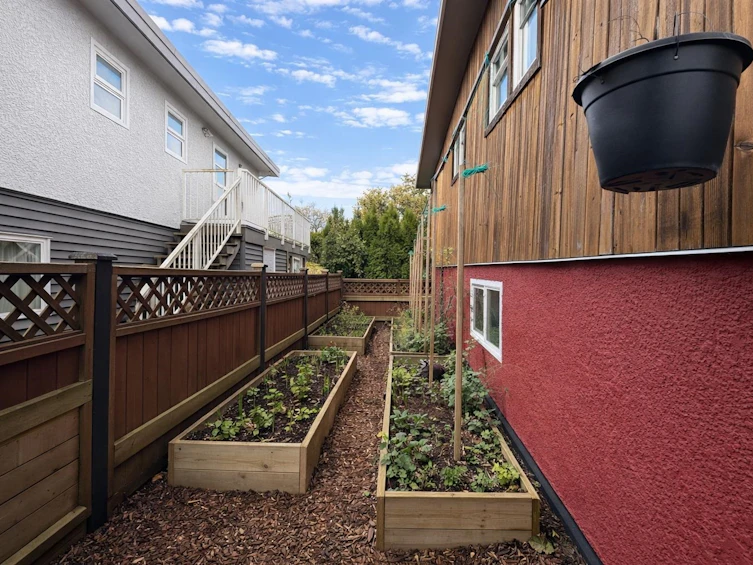 6710 St Charles Place, Burnaby, BC, V5H 3V9 - 8