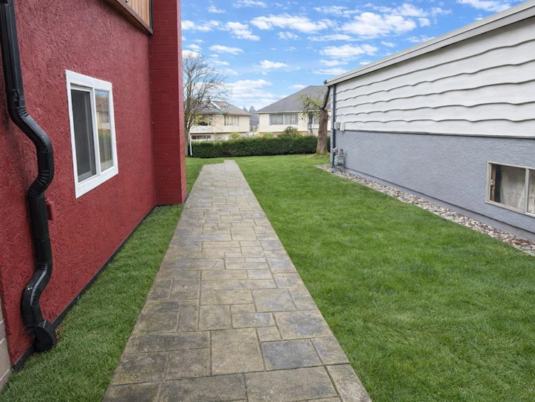 6710 St Charles Place, Burnaby, BC, V5H 3V9 - 7
