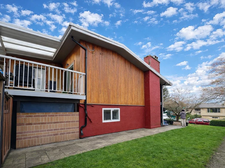 6710 St Charles Place, Burnaby, BC, V5H 3V9 - 3