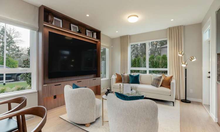 105-3128 Jago Way