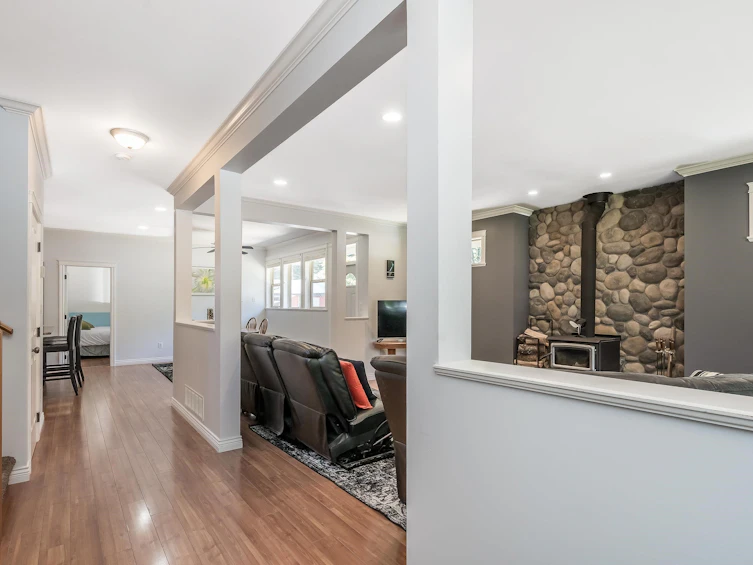 12525 Low Road, Mission, BC, V0M 1N0 - 5