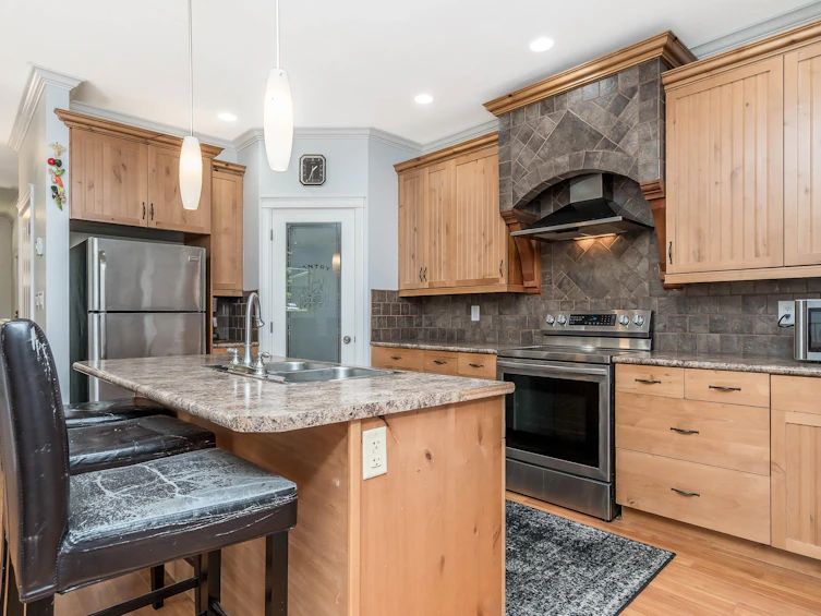 12525 Low Road, Mission, BC, V0M 1N0 - 13