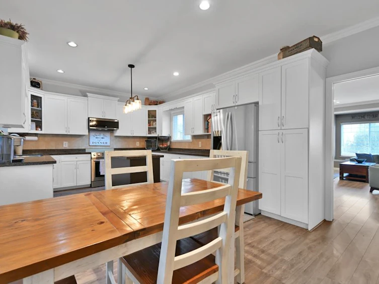 8021 Melburn Drive, Mission, BC, V2V 7B6 - 19