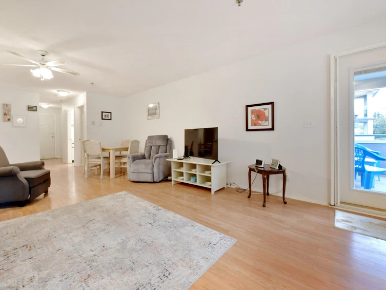207-5955 177b Street, Surrey, BC, V3S 4J7 - 9