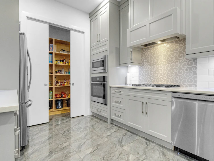 5804 152 Street, Surrey, BC, V3S 3K2 - 9