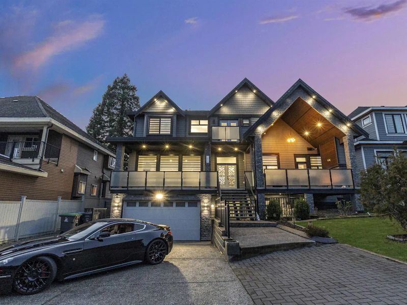 5804 152nd Street, Surrey BC