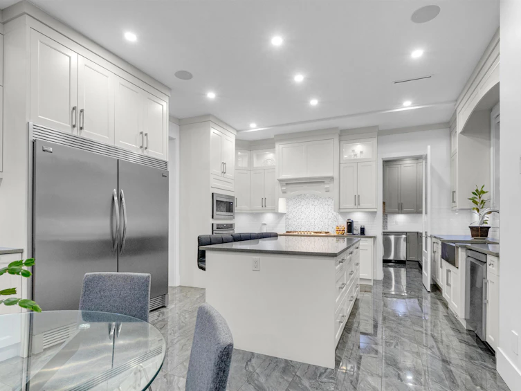 5804 152 Street, Surrey, BC, V3S 3K2 - 3