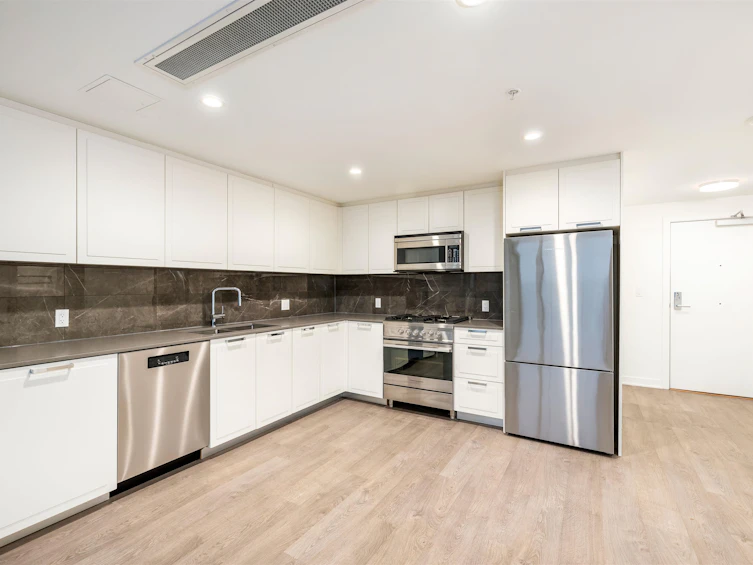 1705-1401 Hunter Street, North Vancouver, BC, V7J 0E2 - 17