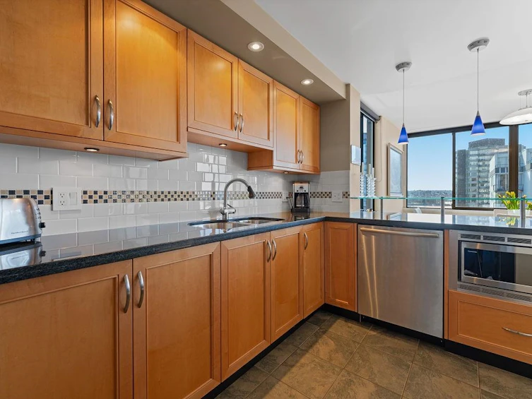 1203-1236 Bidwell Street, Vancouver, BC, V6G 2K9 - 13