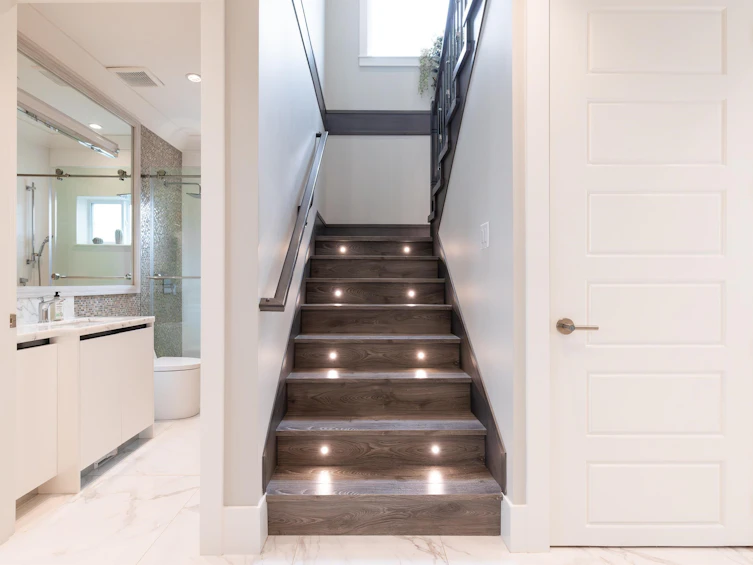 2388 E 2nd Avenue, Vancouver, BC, V5N 1G3 - 13