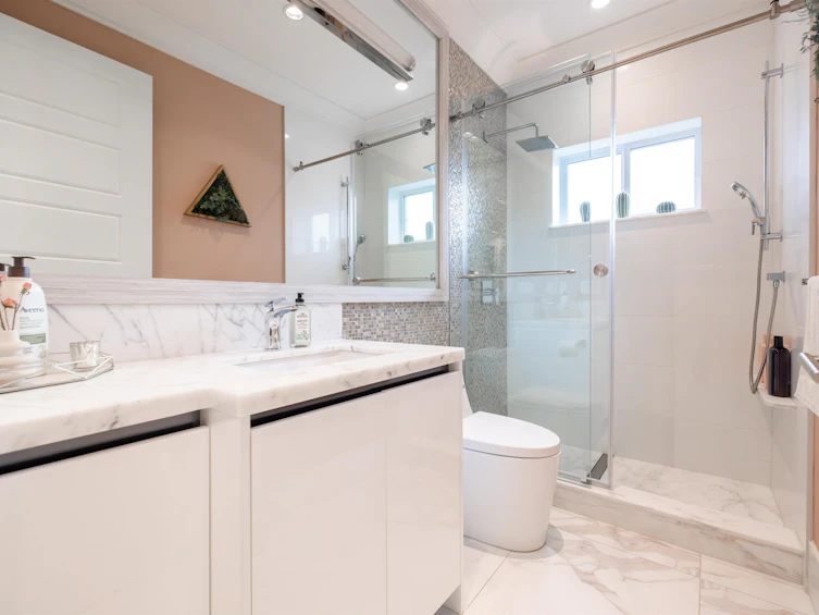 2388 E 2nd Avenue, Vancouver, BC, V5N 1G3 - 8