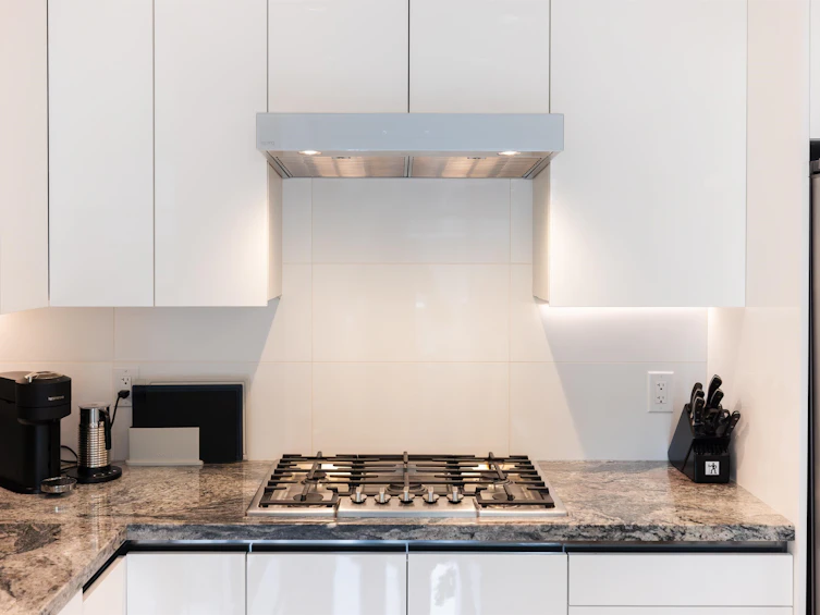 2388 E 2nd Avenue, Vancouver, BC, V5N 1G3 - 12