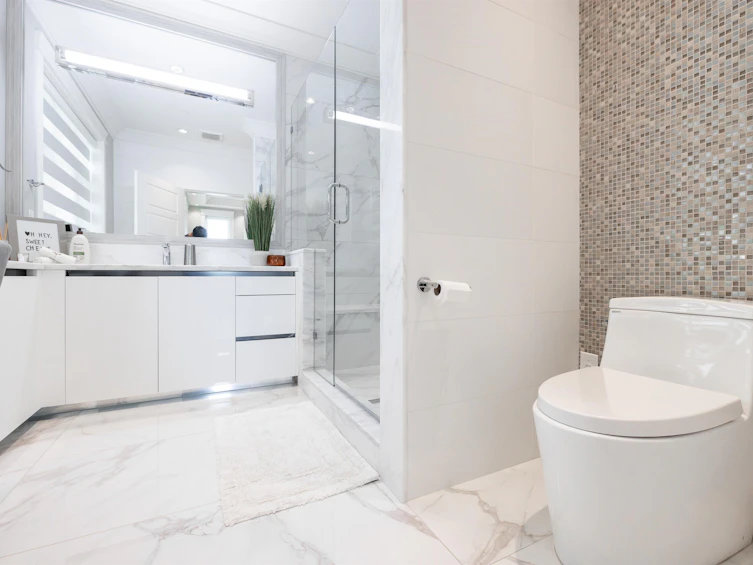 2388 E 2nd Avenue, Vancouver, BC, V5N 1G3 - 24