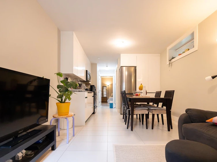 2388 E 2nd Avenue, Vancouver, BC, V5N 1G3 - 34