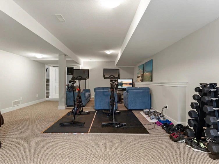 44600 Mclaren Drive, Chilliwack, BC, V2R 0A4 - 28