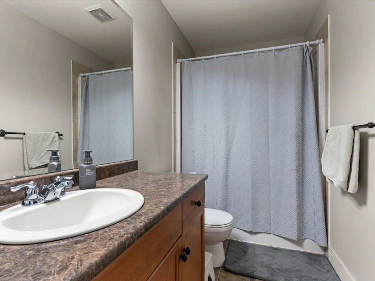 44600 Mclaren Drive, Chilliwack, BC, V2R 0A4 - 31