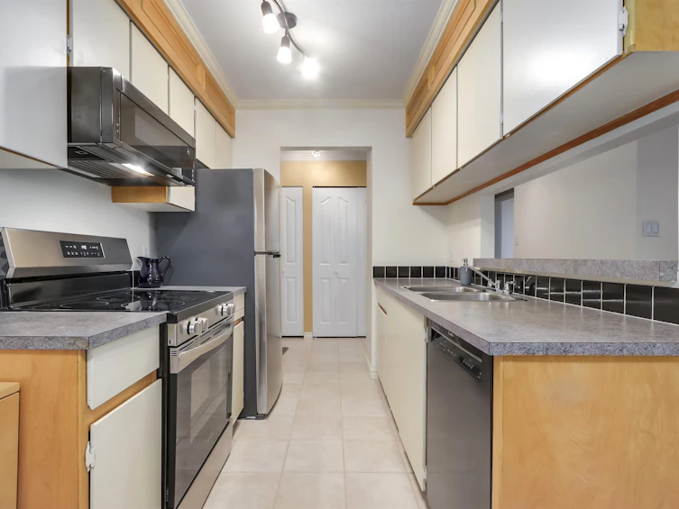 2306-4353 Halifax Street, Burnaby, BC, V5C 5Z4 - 7