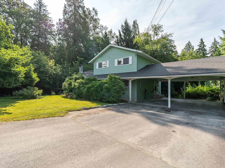23140 136 Avenue, Maple Ridge, BC, V4R 2R5