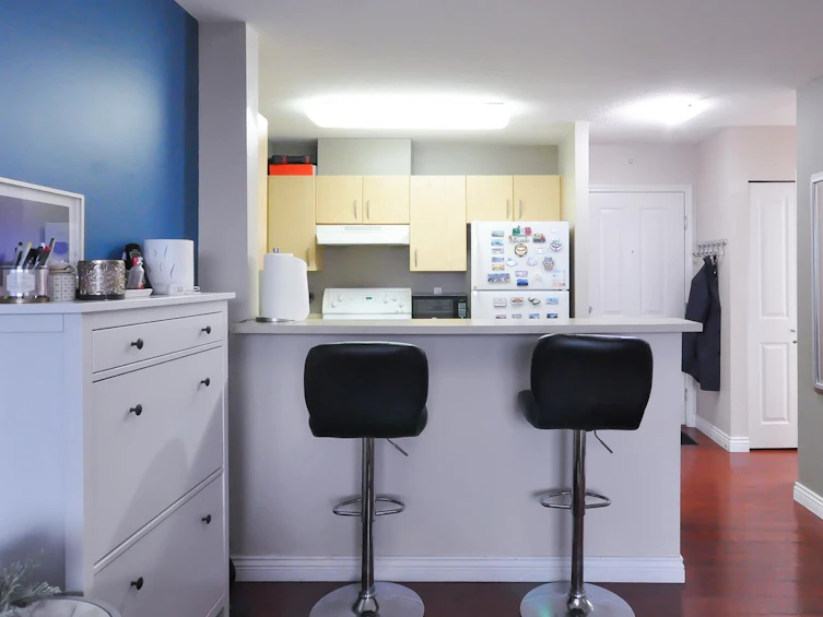 1407-3520 Crowley Drive, Vancouver, BC, V5R 6G9 - 8