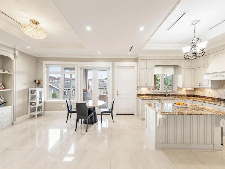 172 W 46th Avenue, Vancouver, BC, V5Y 2W9 - 13