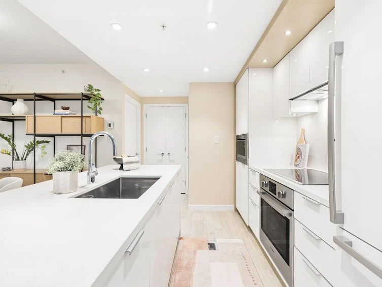 82 Switchmen Street, Vancouver, BC, V6A 0H2 - 9