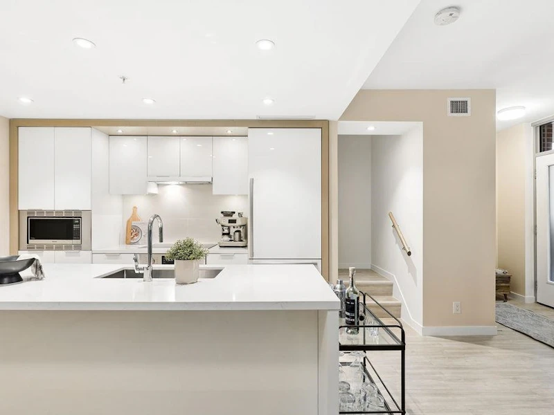 82 Switchmen Street, Vancouver BC