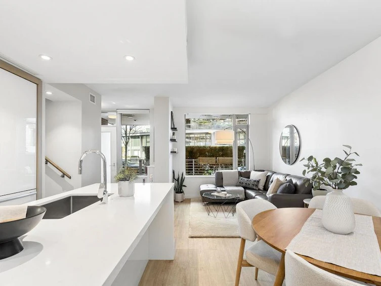 82 Switchmen Street, Vancouver, BC, V6A 0H2 - 5