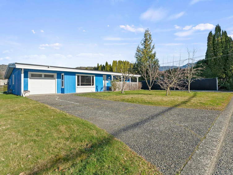6979 Fraser Drive, Agassiz, BC, V0M 1A3 - 2