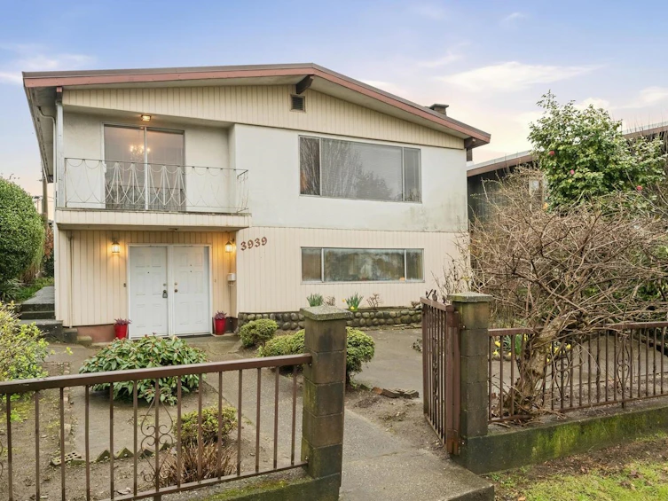 3939 Boundary Road, Vancouver, BC, V5R 2M4