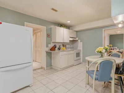 3939 Boundary Road - 5
