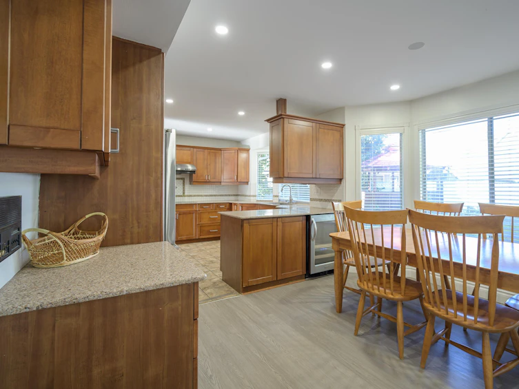 4430 50a Street, Delta, BC, V4K 4M1 - 5