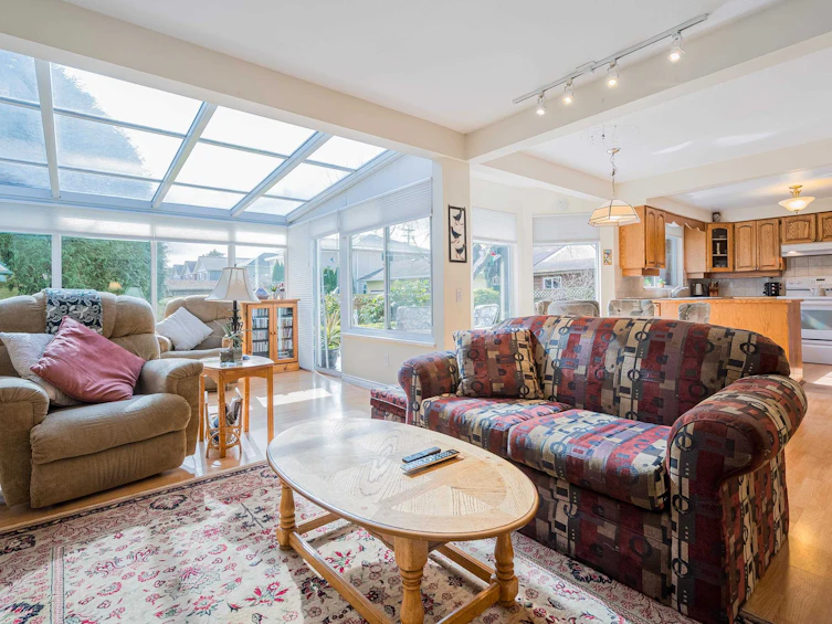 4925 53a Street, Delta, BC, V4K 4R7 - 4
